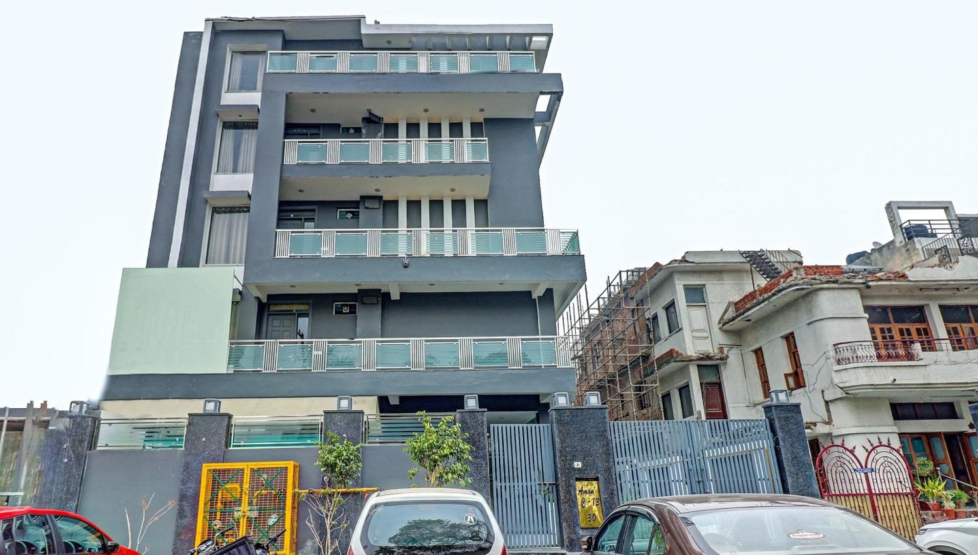 Готель Townhouse Sector 30 Near Botanic Garden Of Indian Republic Нойда Екстер'єр фото
