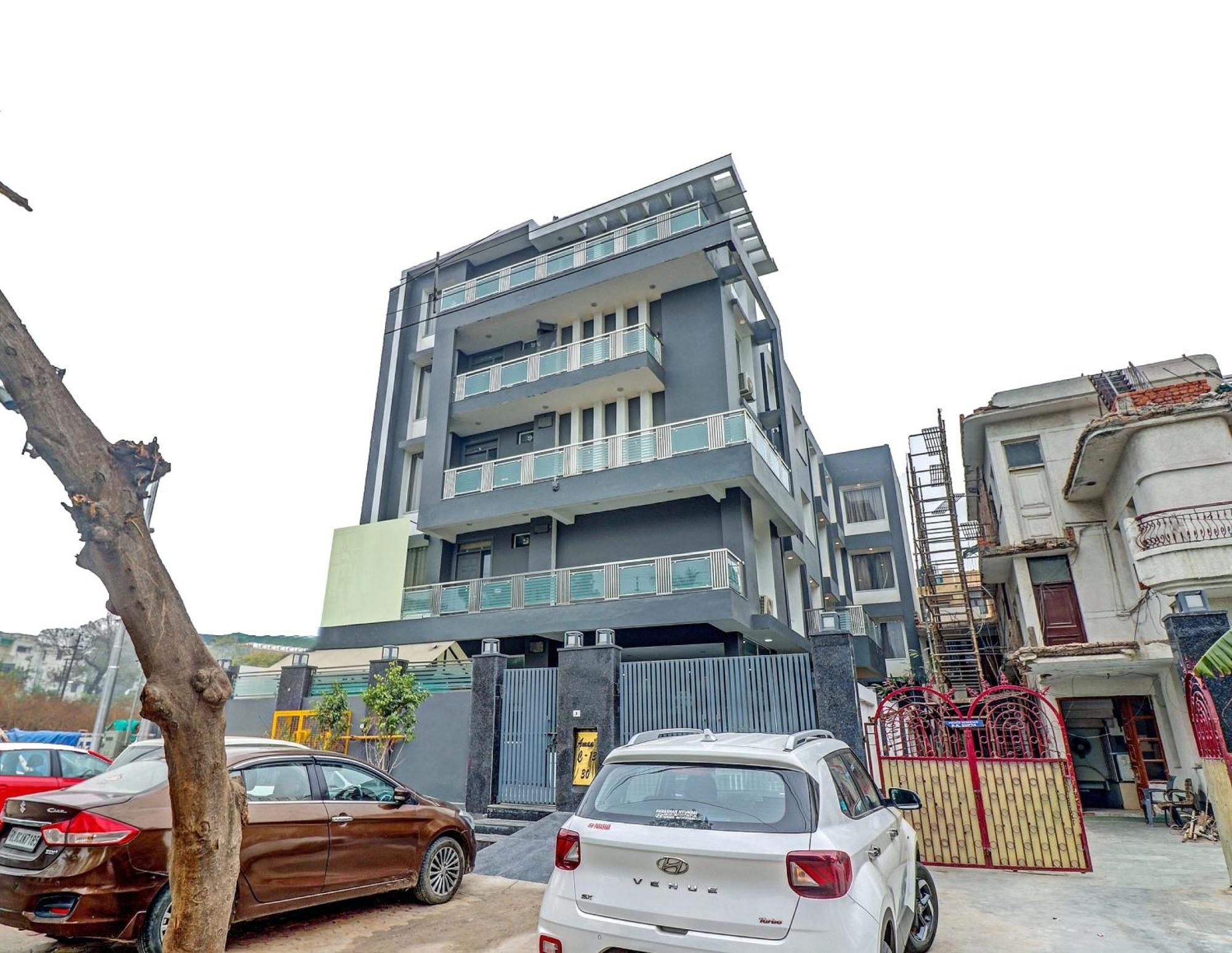 Готель Townhouse Sector 30 Near Botanic Garden Of Indian Republic Нойда Екстер'єр фото